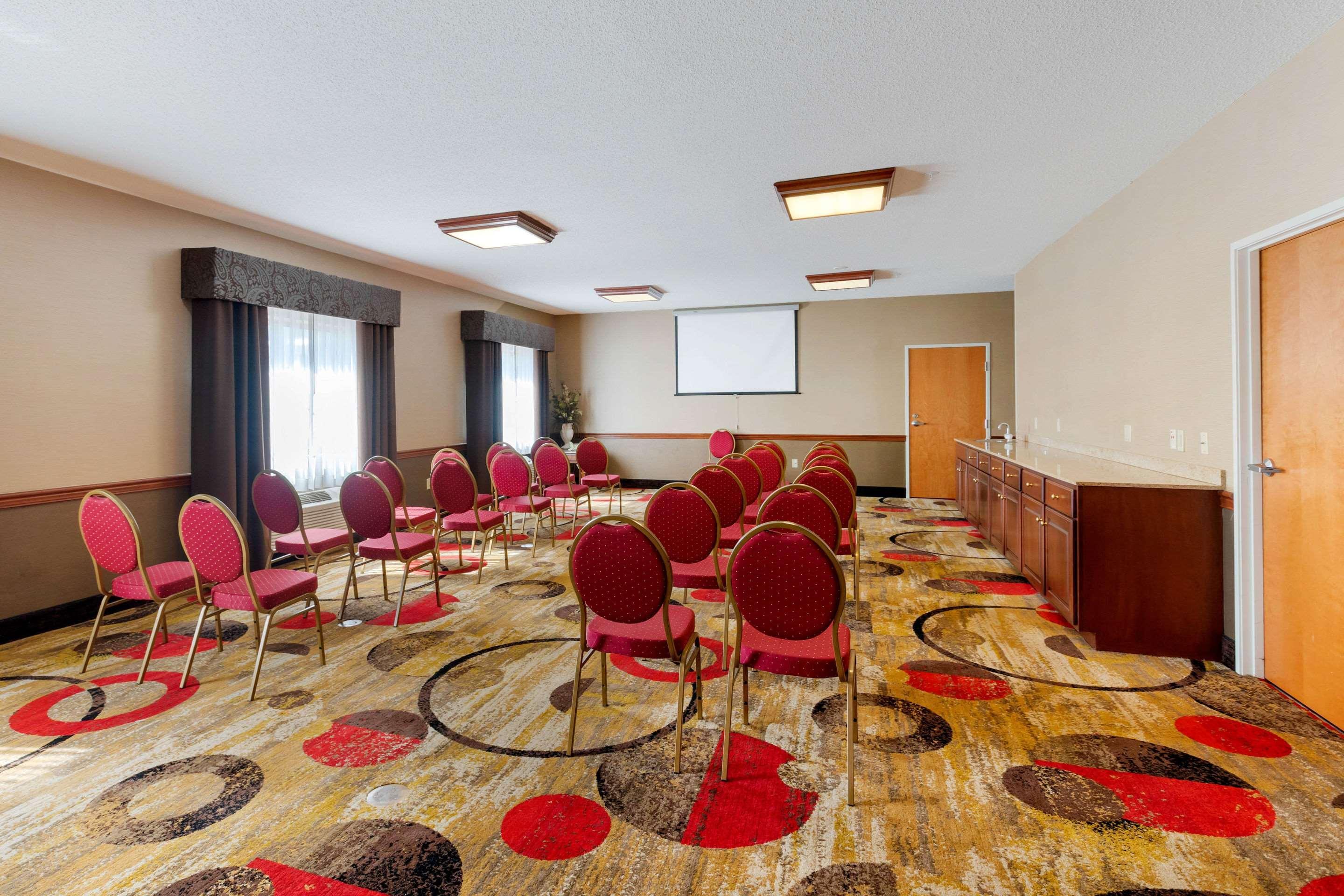 Comfort Suites Stevensville - St Joseph Exterior foto